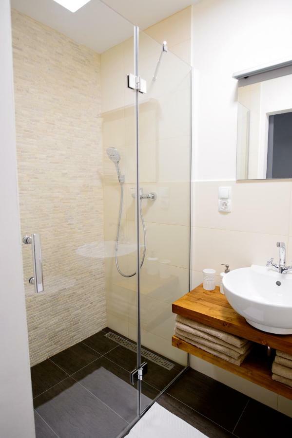 Romantic Apartments Sweet Baci Marburgo Esterno foto